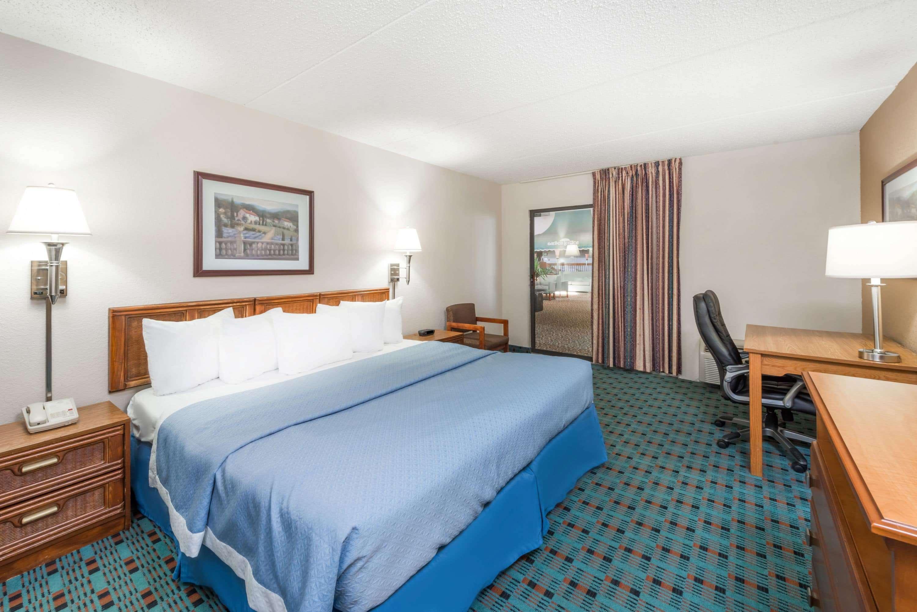 Days Inn By Wyndham Kirksville Exteriör bild