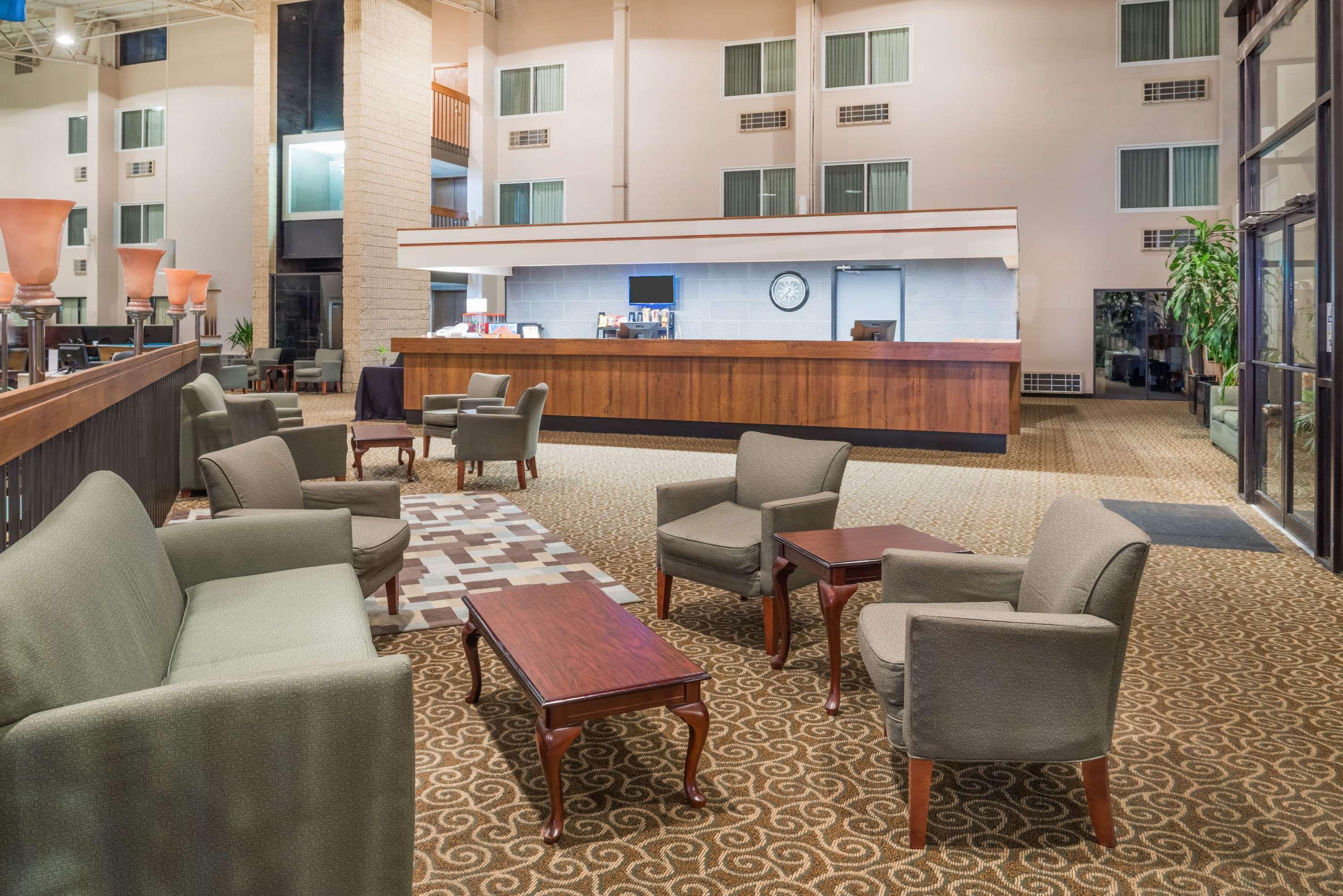 Days Inn By Wyndham Kirksville Exteriör bild